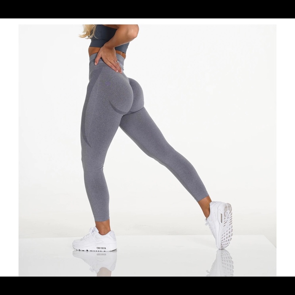NVGTN Contour Leggings